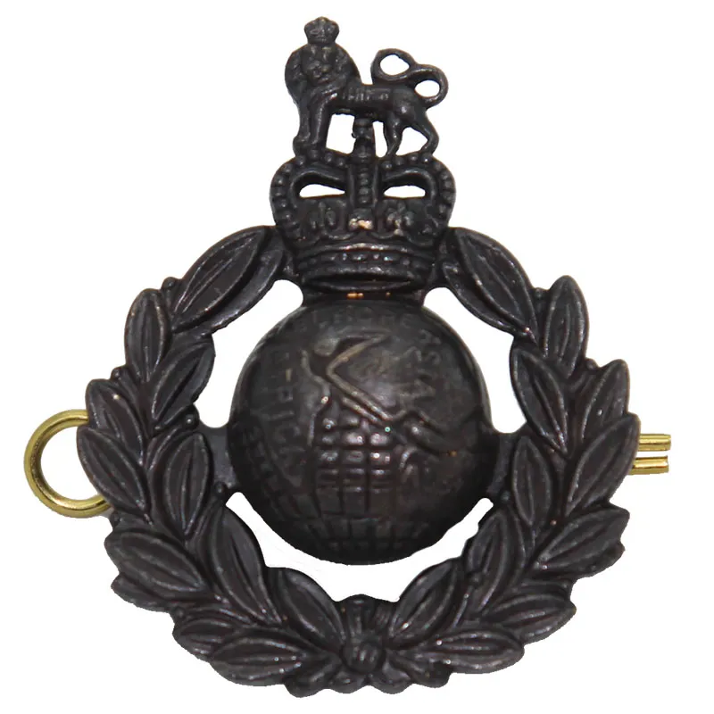 Royal Marines Cap Badge